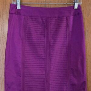 New White House Black Market Women's Skirt Size 4 - Pink Pencil Skirt.